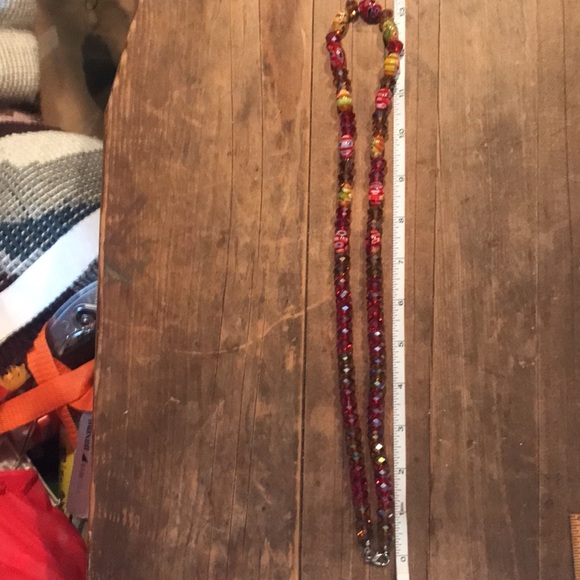 “VINTAGE” Glass Faucted Millefiori Beaded Necklace. - Picture 8 of 12